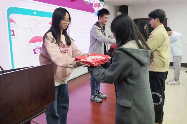 7a7da38d48e5484192ce3345f84b28a0.png image.png