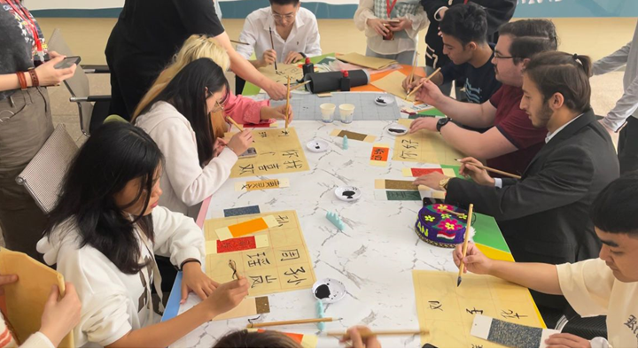 b695947cad4544dba7b97f30e05ca95e.png image.png