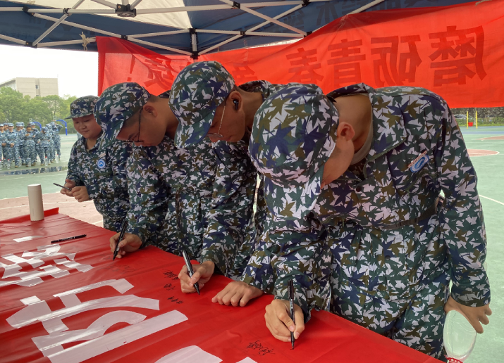 14878c1fa5ae403bbf4c450a4a4c3120.png image.png