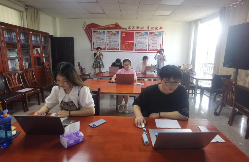 2c3010eb9fd746bcb13e55ccba4c8702.png image.png