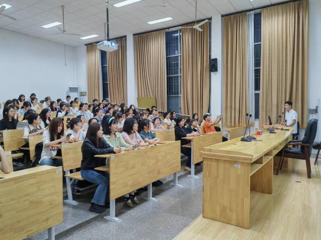 773f7ebb15684e16b6e1b50e69ed8984.png image.png