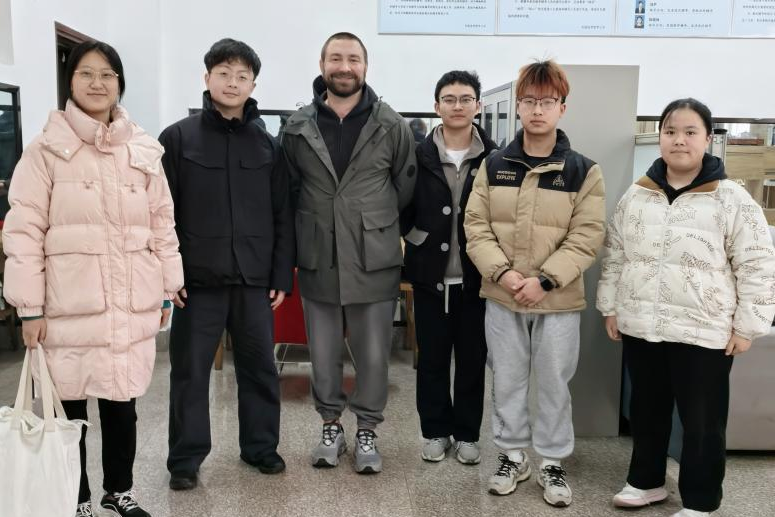 e09f2cdb3df34943a0c224f697fbcc39.png image.png